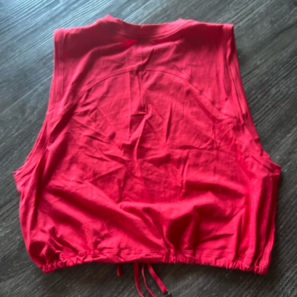Lululemon tank size 4